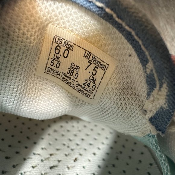 Vans Authentic Comfy Cush Tie Dye Sneakers US Size W7.5/M6 - Picture 4 of 5